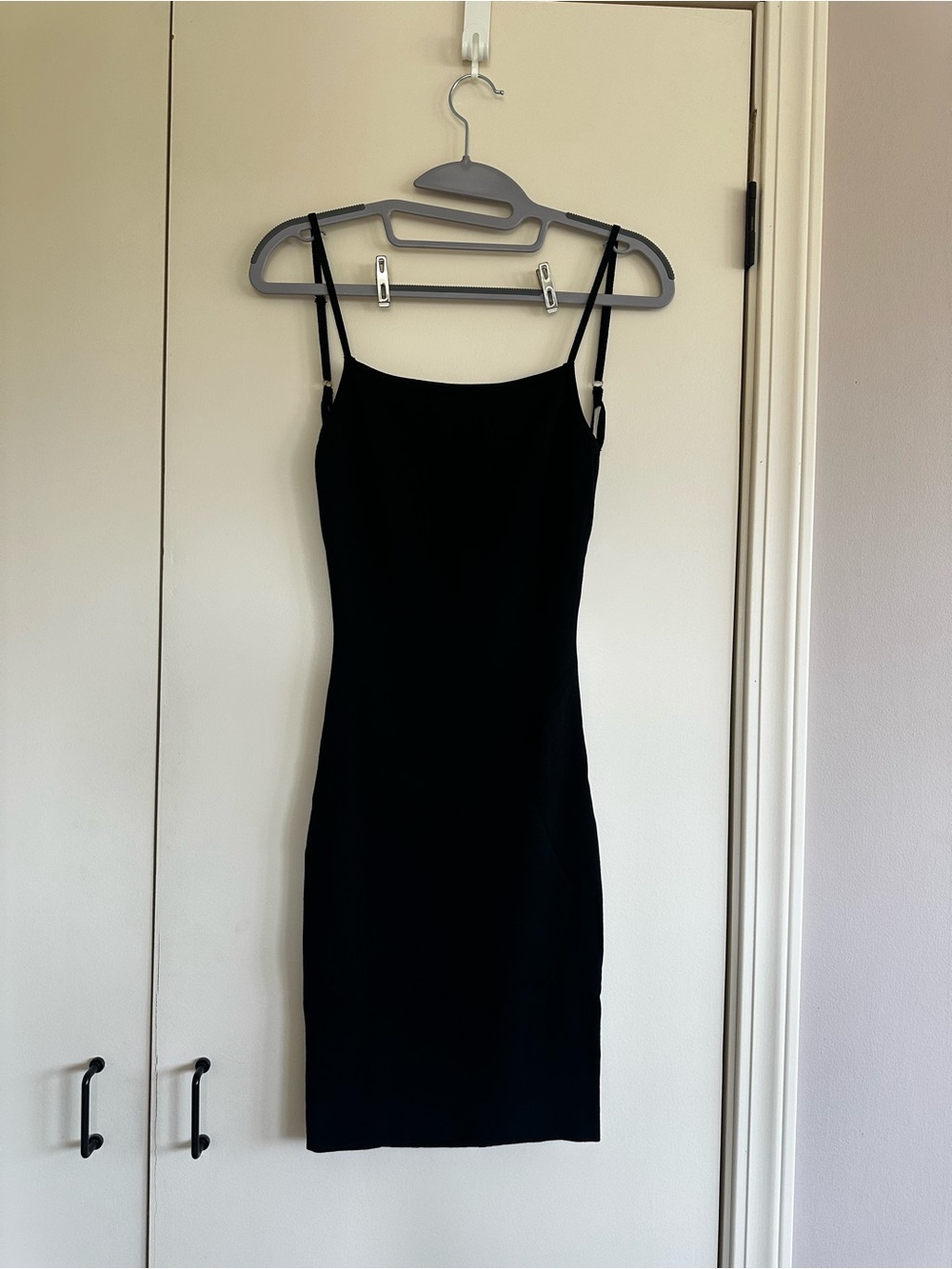 Black Open Back Knit Mini Dress | Adjustable Strap Bodycon Dress